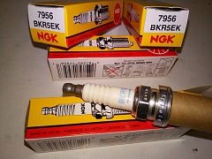 Свеча зажигания Opel Vectra B/Astra G/BKR5EK/7956/NGK